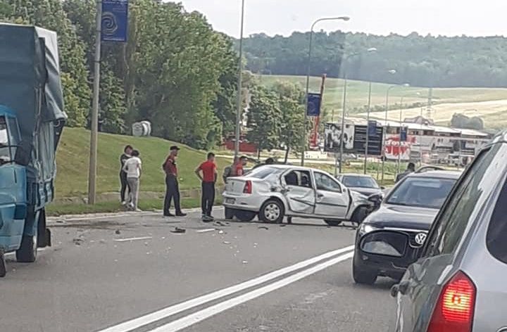 FOTO Accident cu două victime, la Dumbrăvița