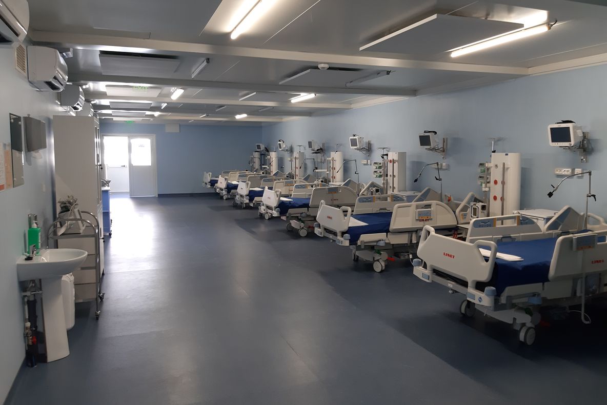 FOTO+VIDEO Primele imagini cu Spitalul Modular COVID de la Braşov! Când se va deschide unitatea medicală?