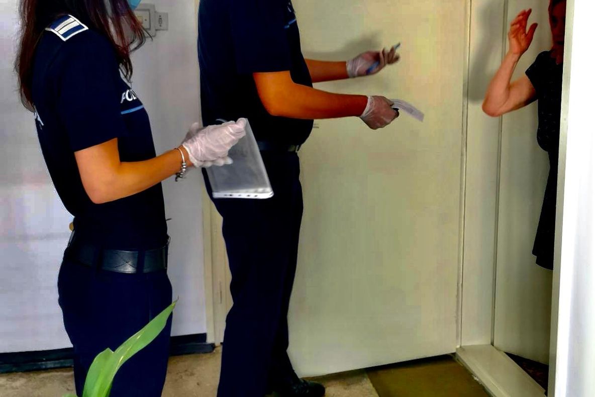 A predat la Poliţie un portofel plin cu bani