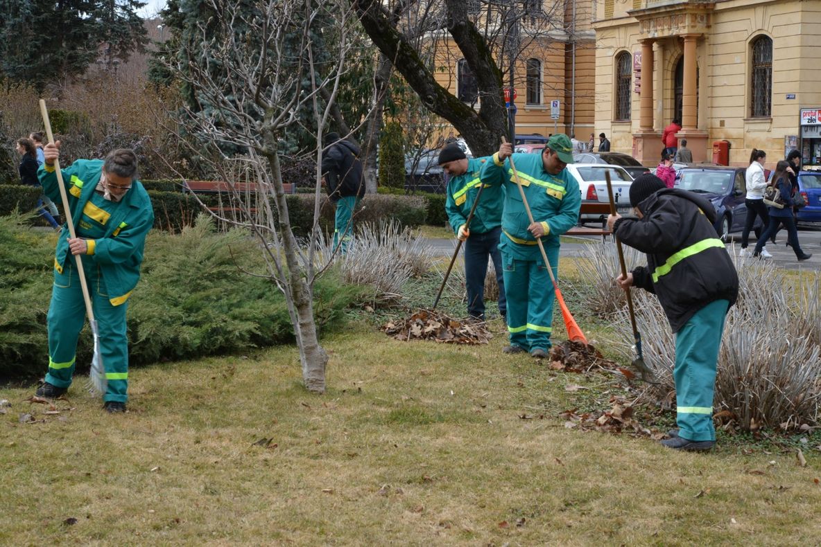 Curățenie generală în tot Braşovul, după alegeri!