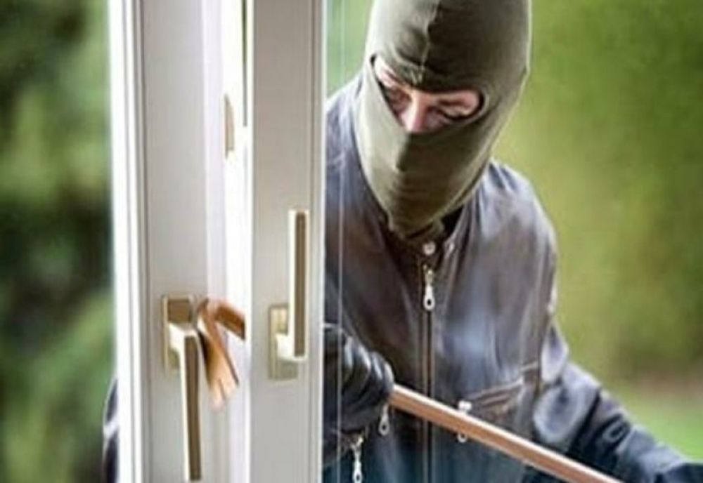 Şapte spărgători de locuințe au fost prinşi de polițiştii braşoveni!