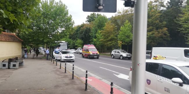 Mort de beat, un bărbat a căzut în autobuz!