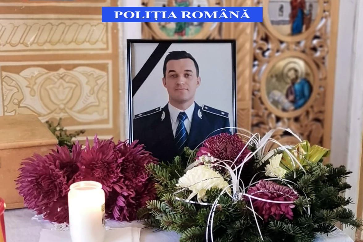 FOTO Moment de reculegere, în toată țara, pentru polițistul de la Braşov mort în urma infecției cu SARS-COv-2!