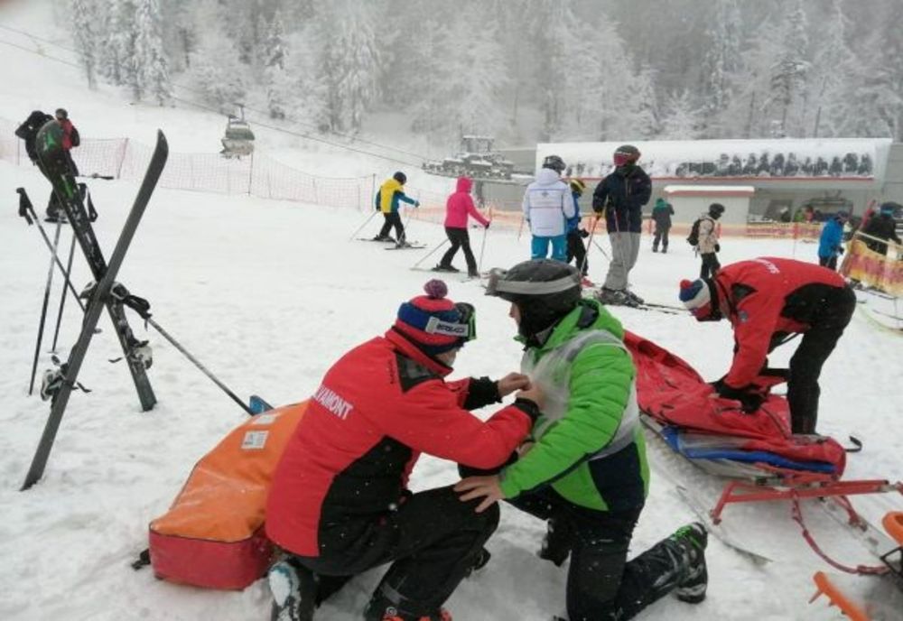 Cele mai multe accidente pe pârtiile din Poiana Brașov, din acest sezon, s-au înregistrat astăzi