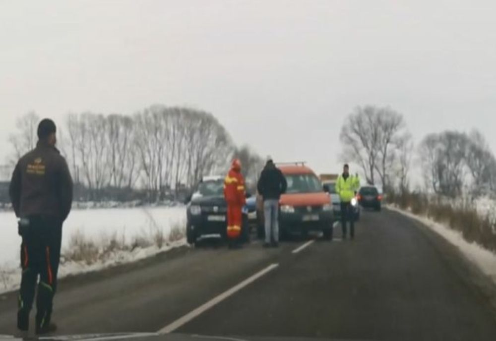 VIDEO Trafic îngreunat spre Tărlungeni, din cauza unui accident rutier