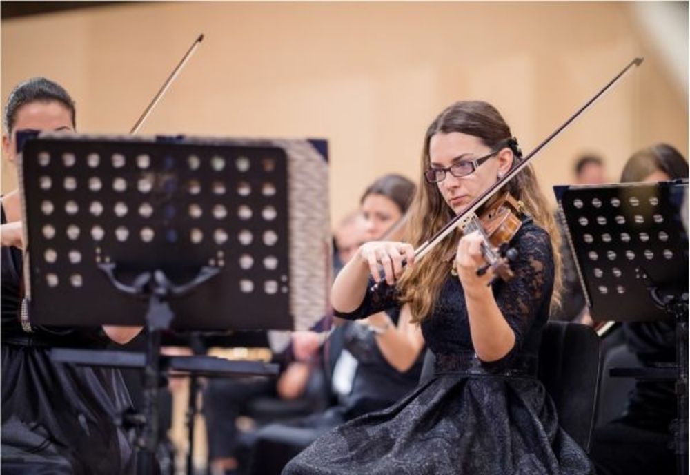 VIDEO 11 instituții și asociații din Brașov vor marca, online, Ziua Culturii Naționale! Programul complet al evenimentelor