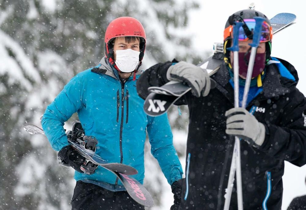 4 turiști rătăciți pe pârtie, pentru că s-au abătut de la traseul amenajat