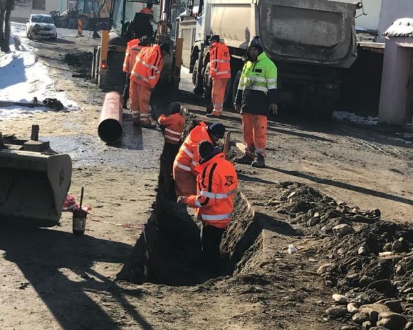 Stadiul lucrărilor la "Drumul de sub munte"