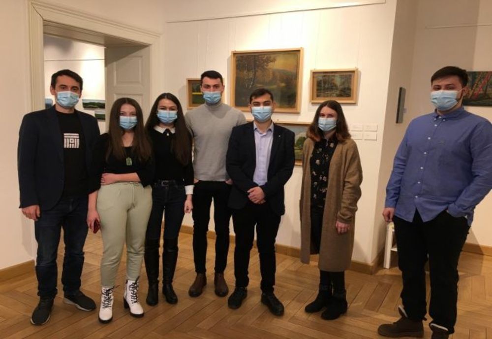 VIDEO Proiectele finanțate cu aproape un milion de euro de Universitatea Transilvania din Brașov sunt prezentate chiar de studenți!