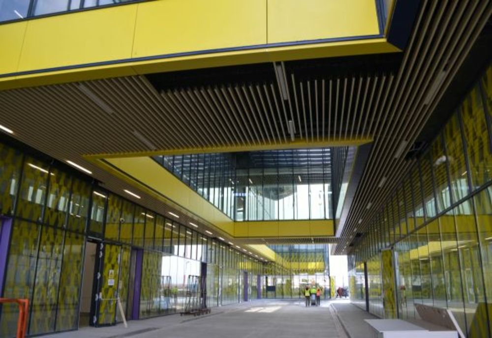 GALERIE FOTO Terminalul primului aeroport din România construit după 1990 este finalizat!