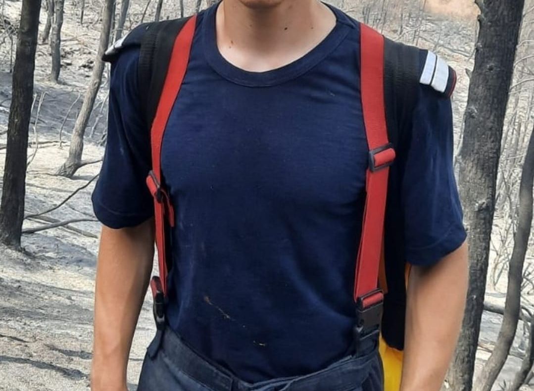 Povestea brașoveanului Andor, cel mai tânăr pompier român trimis să se lupte cu flăcările în Grecia! A venit din concediu