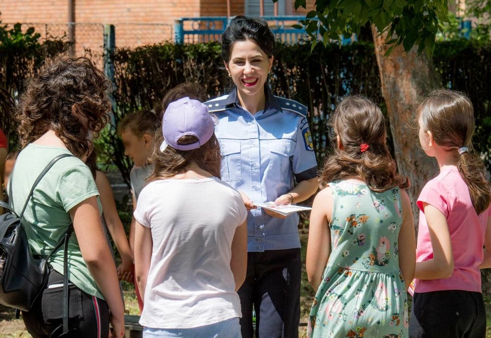 Recomandările autorităților pentru un debut de an şcolar în siguranță