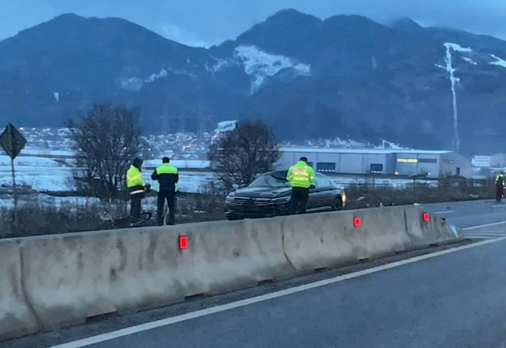 Accident rutier în care a fost implicat un biciclist, în municipiul Braşov