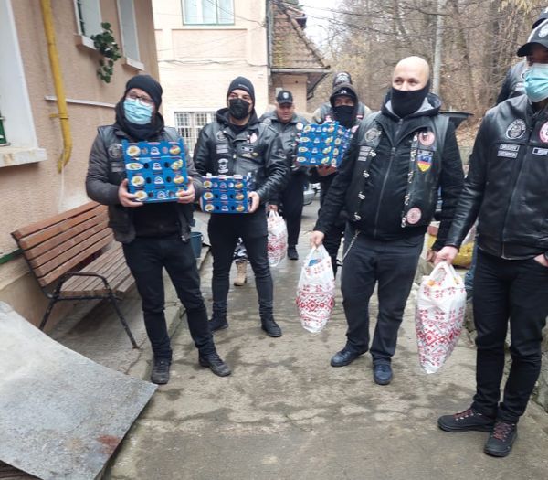 Surprize pe două roți pentru pacienții de la Spitalul de Pneumo (VIDEO)