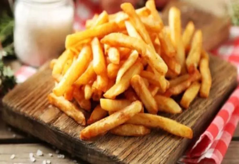Motivul pentru care astăzi se mănâncă neaparat cartofi prăjiți pai
