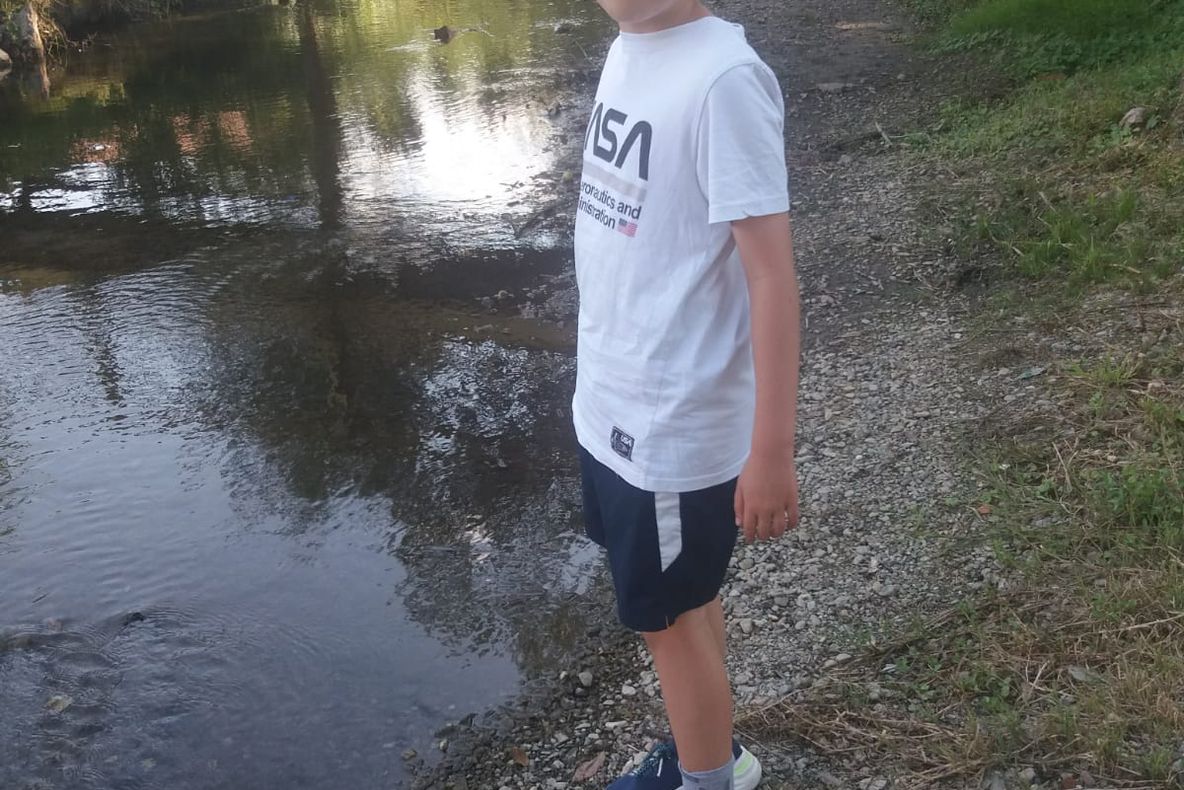 Băiat de 11 ani dat dispărut după ce a plecat de la şcoală şi nu a ajuns acasă!