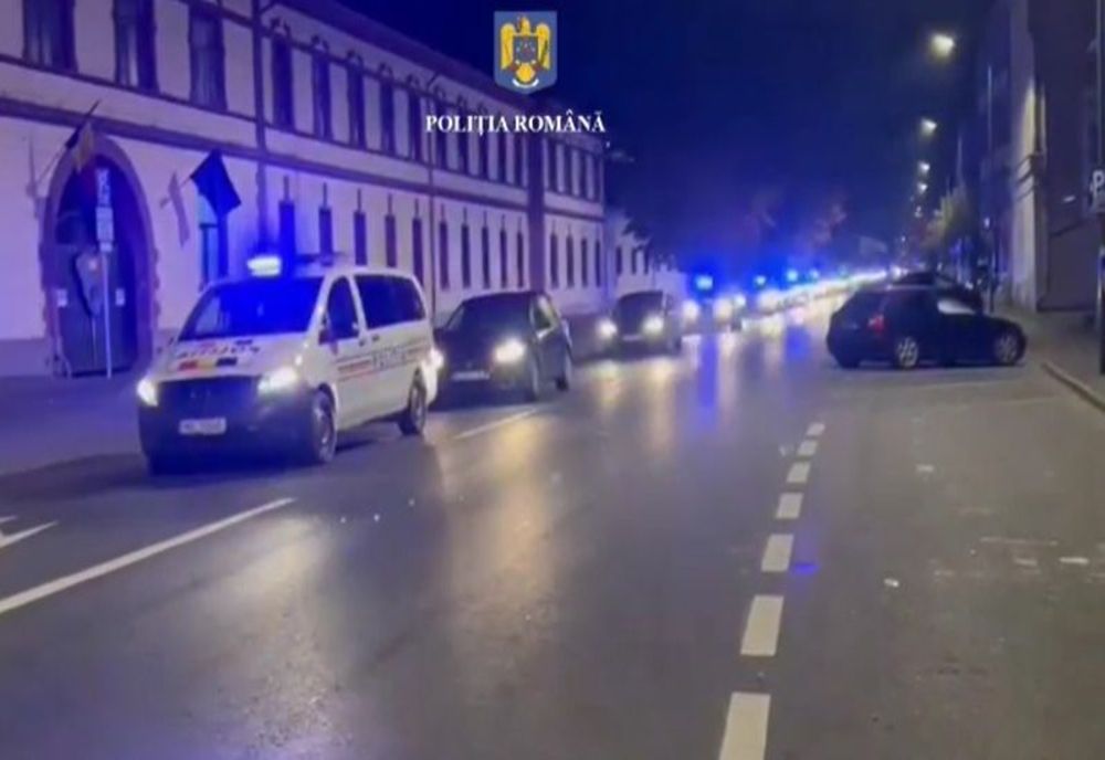 VIDEO Percheziții la cămătarii din Brașov și Făgăraș! Au fost ridicate 3 mașini și peste 50.000 de lei!