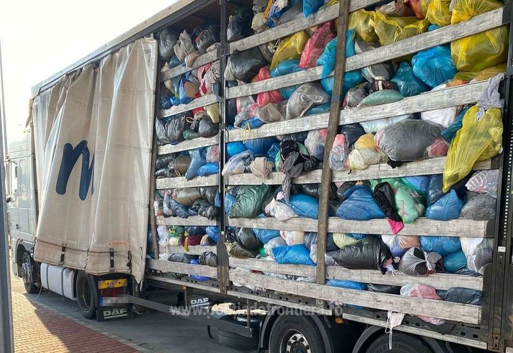 Peste 50 de tone de haine second hand oprite de la comercializare la Brașov