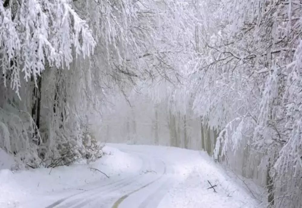 Vremea 9 decembrie - Burniță și ploi slabe - În zonele montane ninge