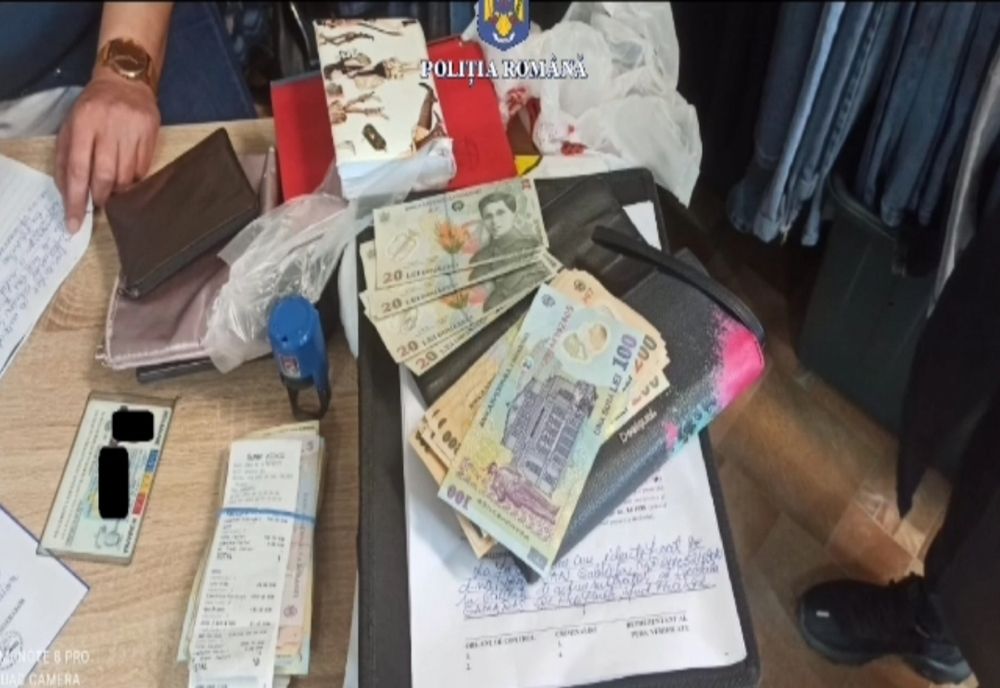 VIDEO Polițiştii din Braşov au confiscat aproape un kilogram de argint