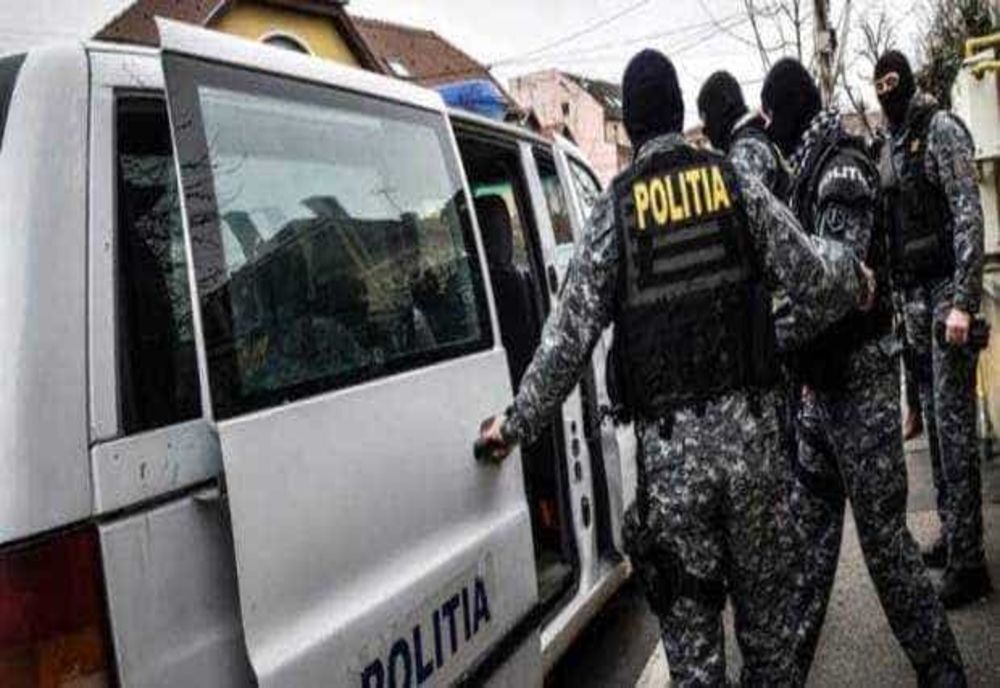 7 PERCHEZIȚII DOMICILIARE, LA PERSOANE CERCETATE PENTRU TRAFIC DE MINORI