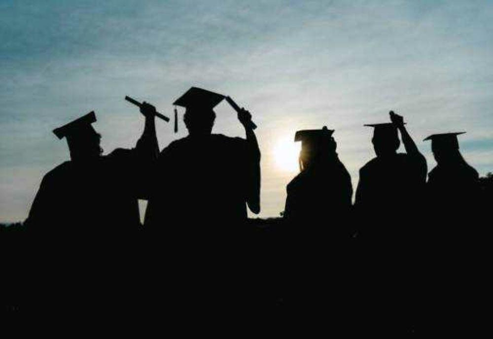 CEREMONIE DE ABSOLVIRE LA ACADEMIA FORŢELOR AERIENE „HENRI COANDĂ”