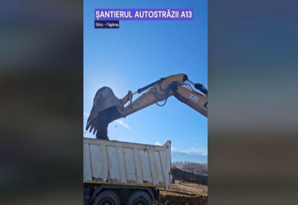 CONTINUĂ LUCRĂRILE PE ȘANTIERUL AUTOSTRĂZII A13, ÎNTRE SIBIU ȘI FĂGĂRAȘ