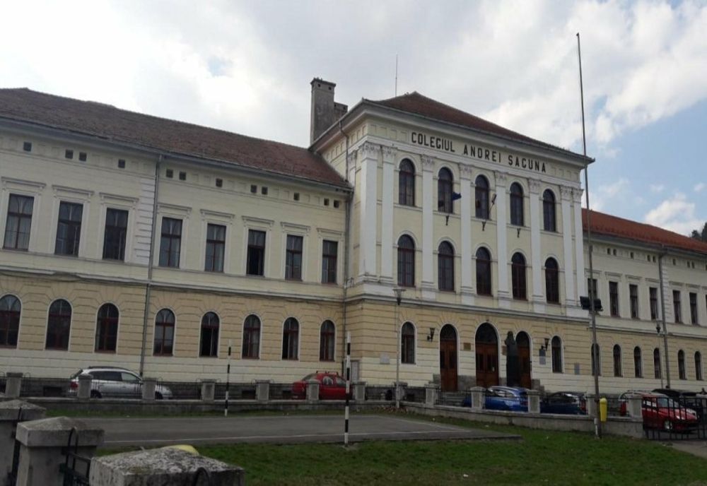 COLEGIUL NAȚIONAL „ANDREI ȘAGUNA” DIN BRAȘOV, PRIMA ȘCOALĂ DE STAT DIN ROMÂNIA CU ACREDITARE CAMBRIDGE