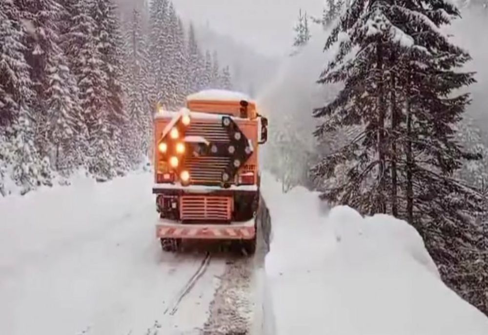 DRDP CRAIOVA INTERVINE PE TRANSALPINA, ÎNTRE RÂNCA ŞI OBÂRŞIA LOTRULUI