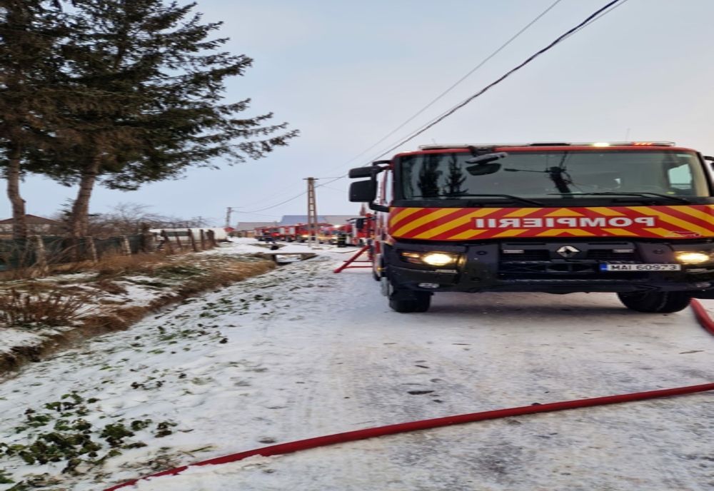 Tânăr de 16 ani, găsit mort după un incendiu la o casă din Satu Nou