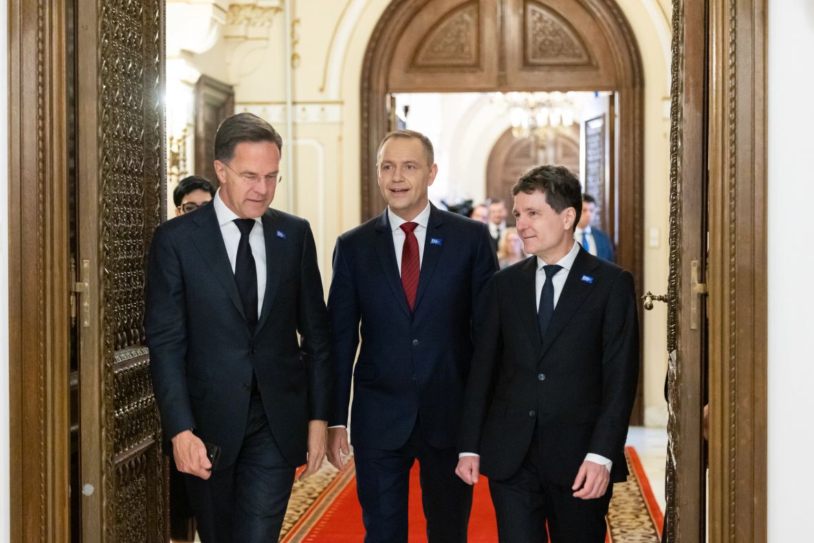Mark Rutte la București: „Europa a auzit mesajul SUA”. Aliații trec la un buget de 5% din PIB pentru Apărare