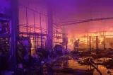 Cine plătește pagubele incendiului de la Carfil Brașov? Opt firme au fost afectate, iar cinci au pierderi majore