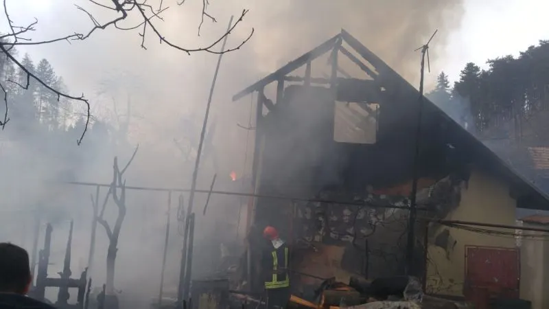 incendiu rasnov (5)