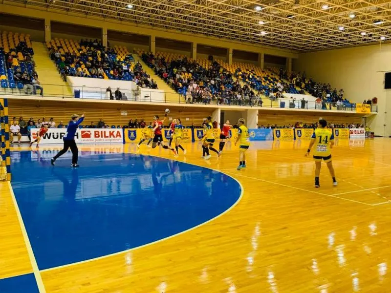 Corona U Cluj1