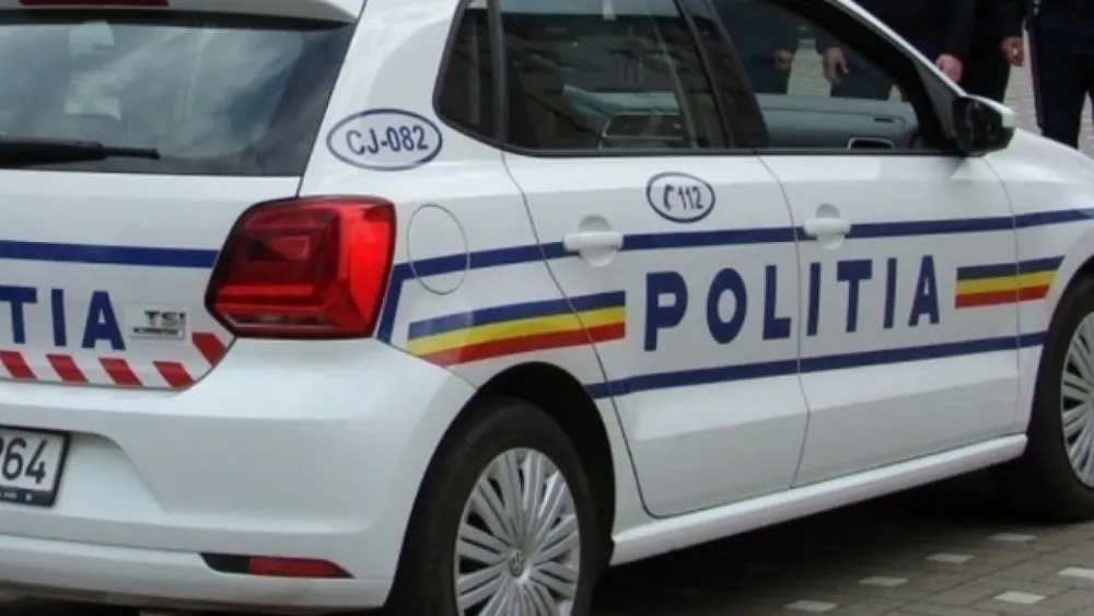 Două persoane lovite de mașină, în stare gravă