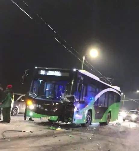 autobuz rat