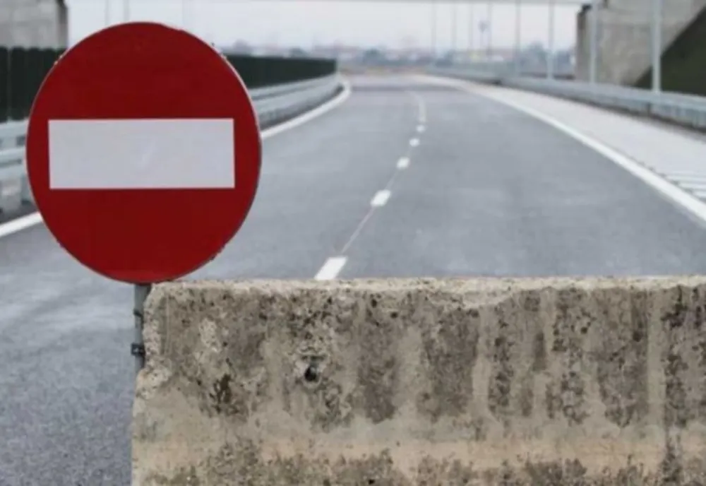 Restricții de circulație, de mâine, în județul Brașov