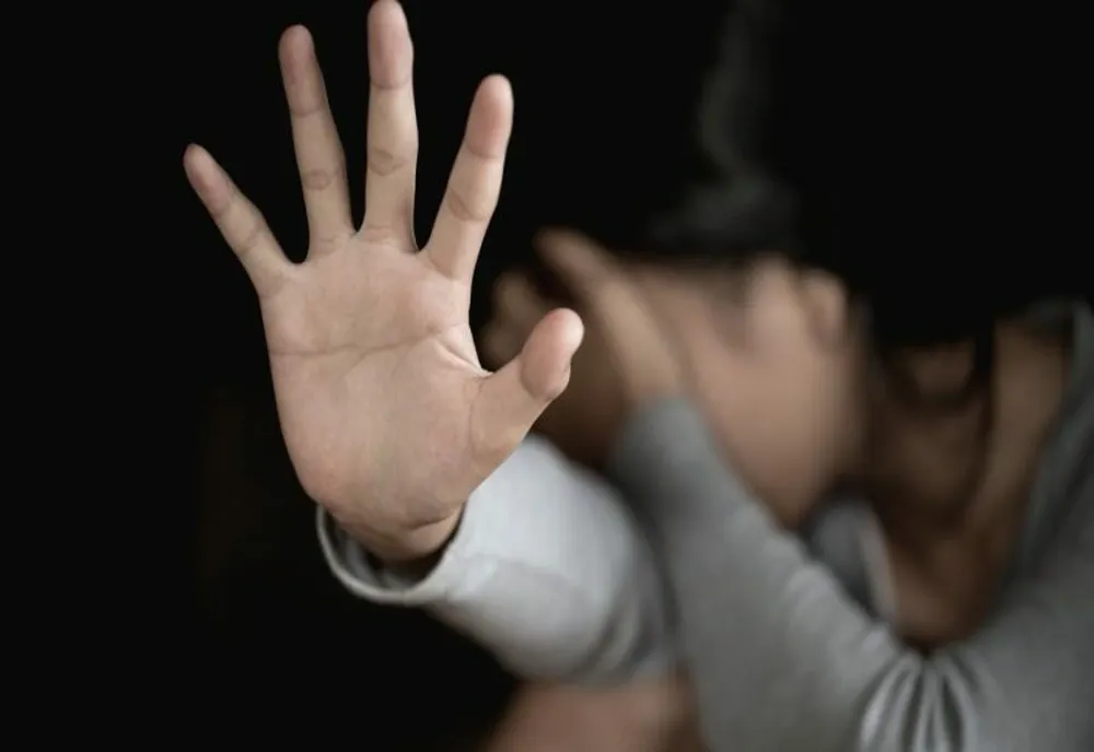 Caz șocant la Brașov. Acte sexuale între minori. 4 adolescenți sunt acuzați de viol