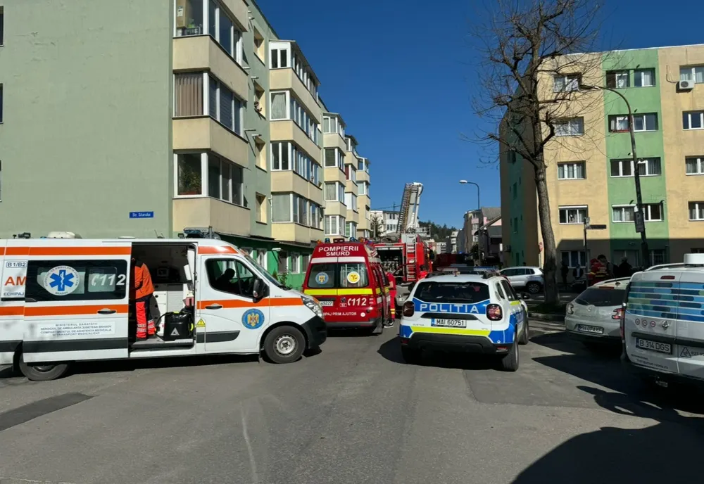 Apartament dintr-un bloc din Brașov, cuprins de flăcări!