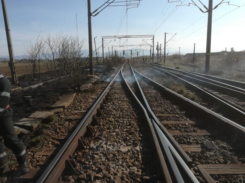 incendiu cale ferata (6)