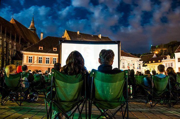 filme-piata-sfatului-metropolis