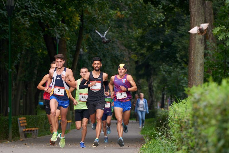 Concurs alergare cros Parcul Sportiv Brasov