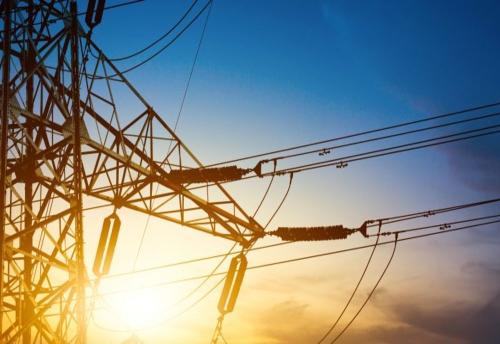 Se modernizează rețeaua electrică de pe bulevardul 15 Noiembrie și strada Nicolae Bălcescu