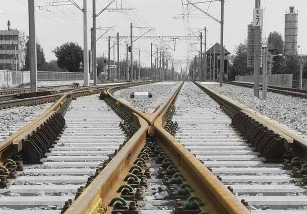 28 de kilometri de cale ferată pe distanța Brașov-Sighișoara se vor moderniza cu aproape 3 miliarde de lei