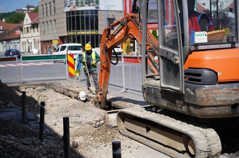 lucrari compania apa