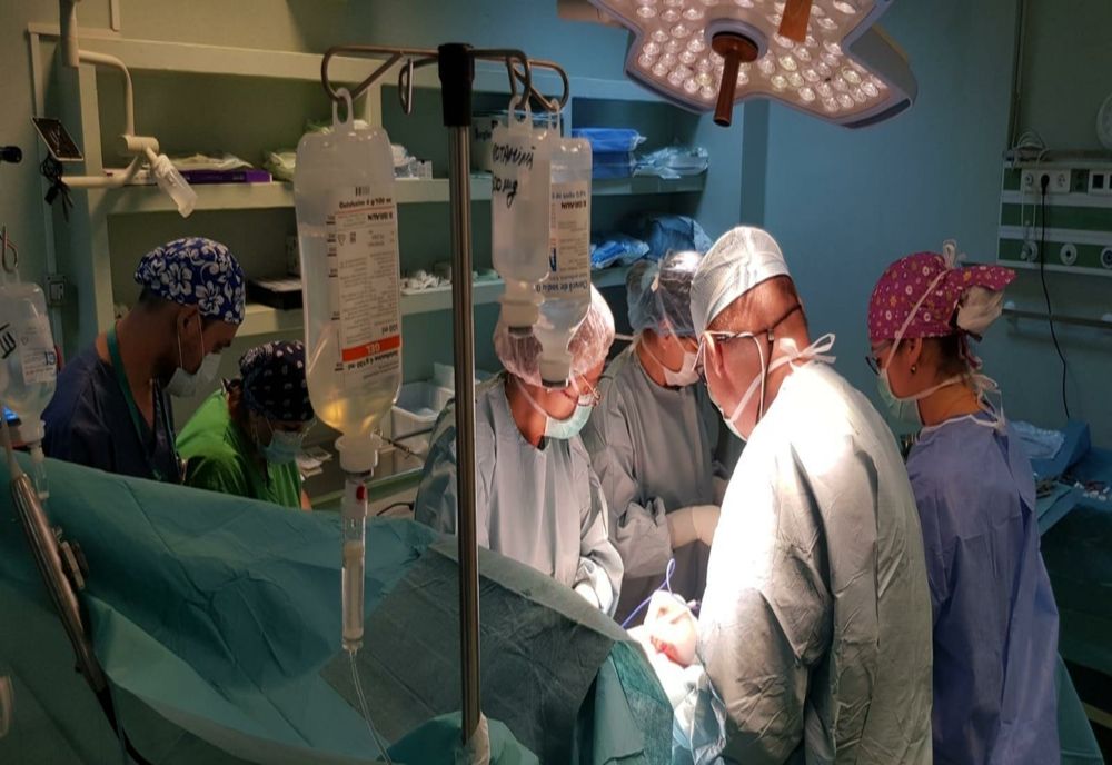 FOTO+VIDEO Prima operație pe cord deschis, într-un spital public din Brașov! Pacientul este din Sfântu Gheorghe