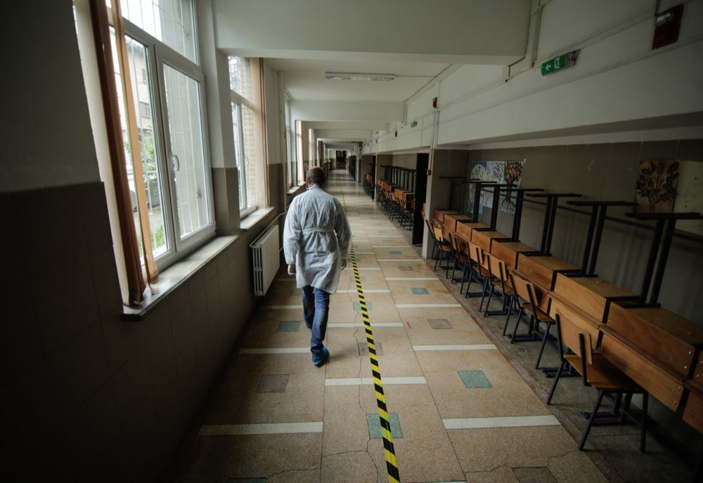 Activitate suspendată într-un colegiu național din județul Brașov