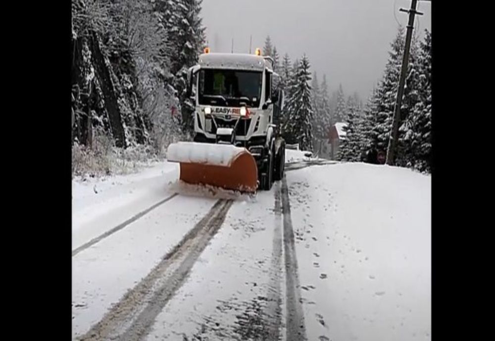 VIDEO Circulație în condiții de iarnă pe drumurile din centrul țării