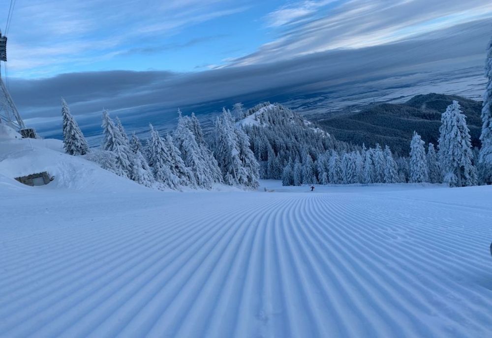 Se schiază pe toate pârtiile din Postăvarul! De astăzi s-a deschis și pârtia Sulinar!