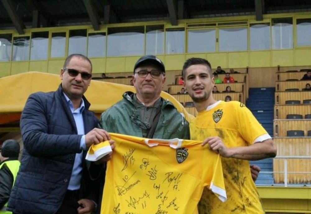 Orgoliile care îngroapă definitiv fotbalul din Brașov?!? Contre dure între fostul fotbalist Marian Ivan și suporterii SR Brașov!